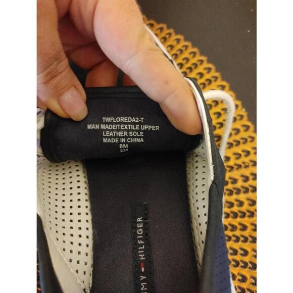 Tommy Hilfiger shoes size 8 - Picture 6 of 6